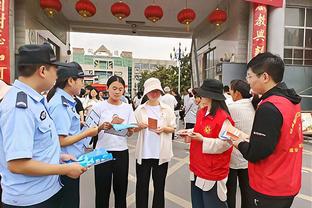 ?这也行？记者：哈弗茨先发左后卫，纳帅尝试实验阵型